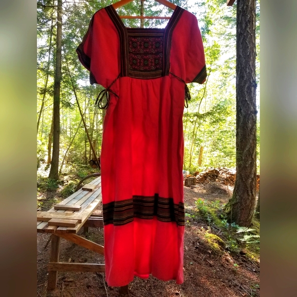 Summer Dress Red Embroidered Maxi Short Sleeve Square Neck Thailand Cotton Med - Picture 8 of 14